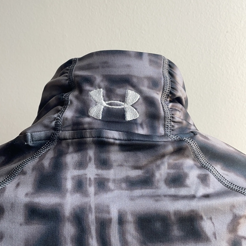 Under Armour Cold Gear Insulated Grey Athletic Top - Picture 6 of 8